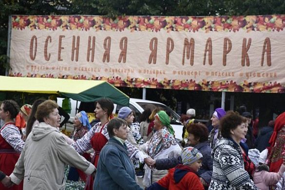 Шуйская администрация угостила горожан капустным пирогом